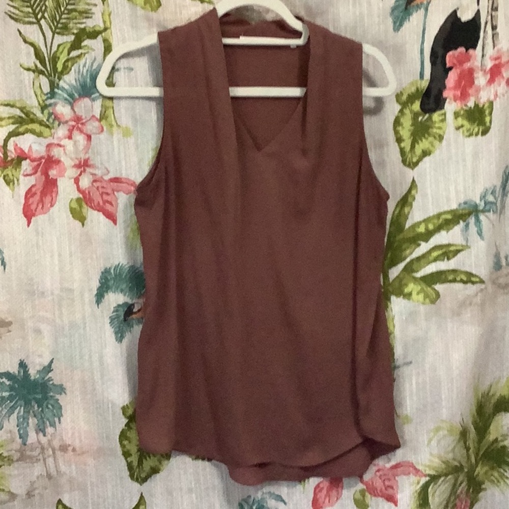 Violet & Claire Summer blouse wine brownish color size Med sleeveless sheer🥀🥀